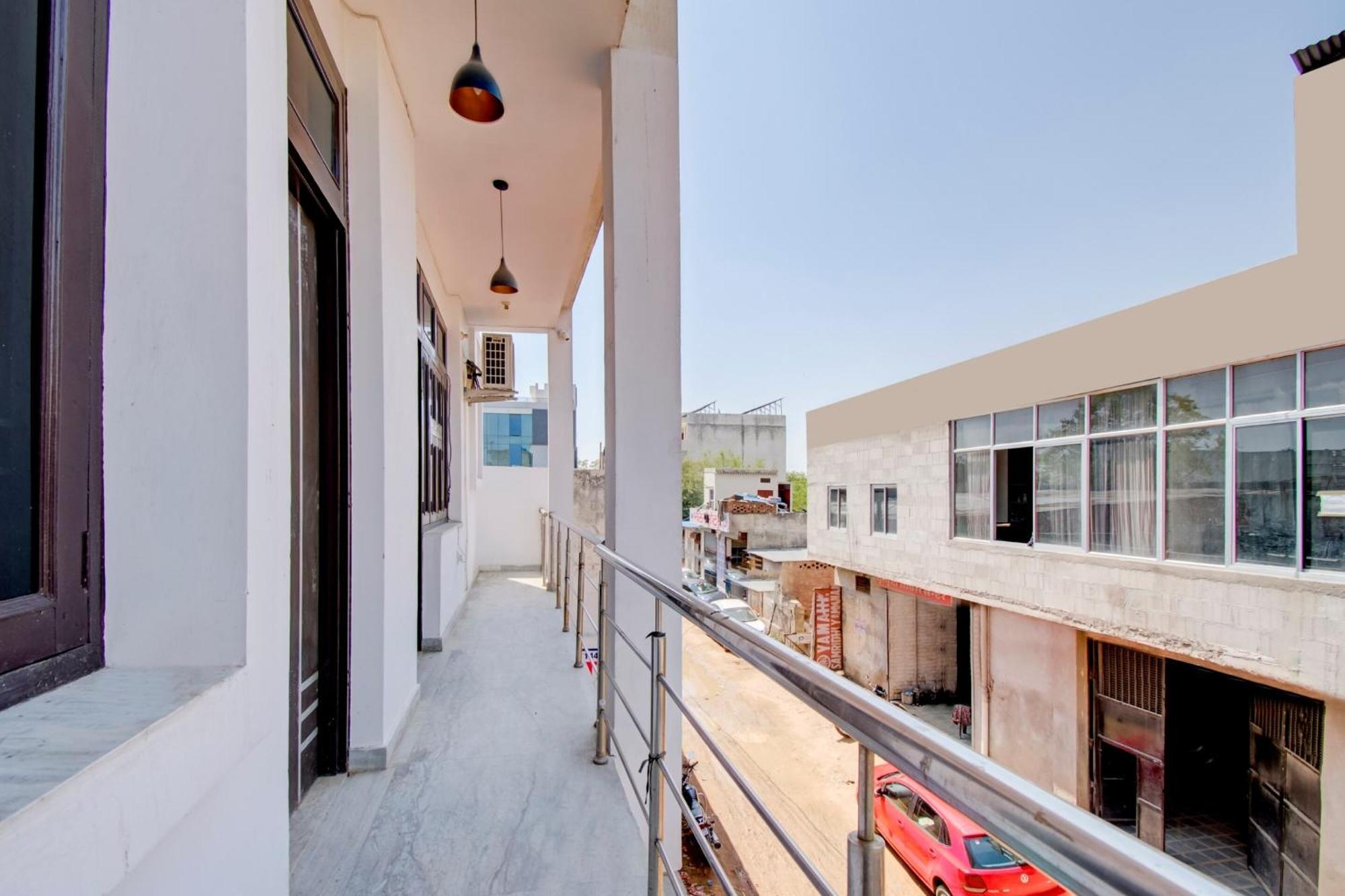 Oyo Flagship 81130 Vanya Guest House جايبور المظهر الخارجي الصورة